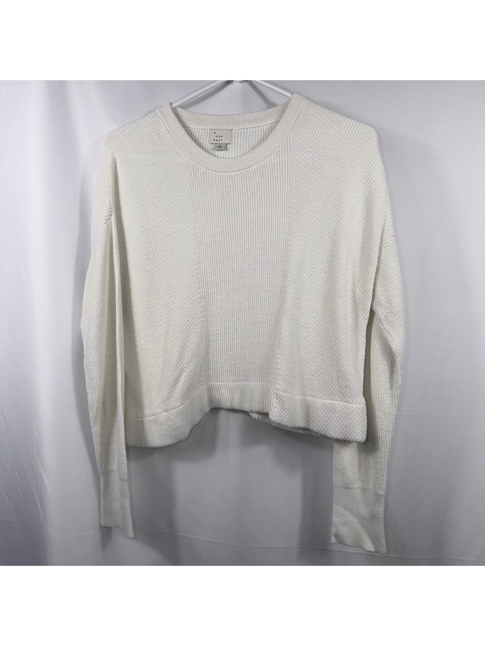 A New Day Women’s L Ivory Cropped Knit Sweater